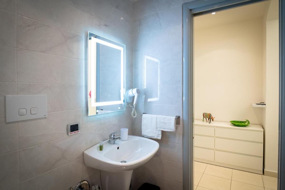 Apartamento Antica Dimora Capruzzi Bari Exterior foto